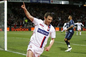 体育赛事APP-南特客场大胜米卡，稳坐中游位置