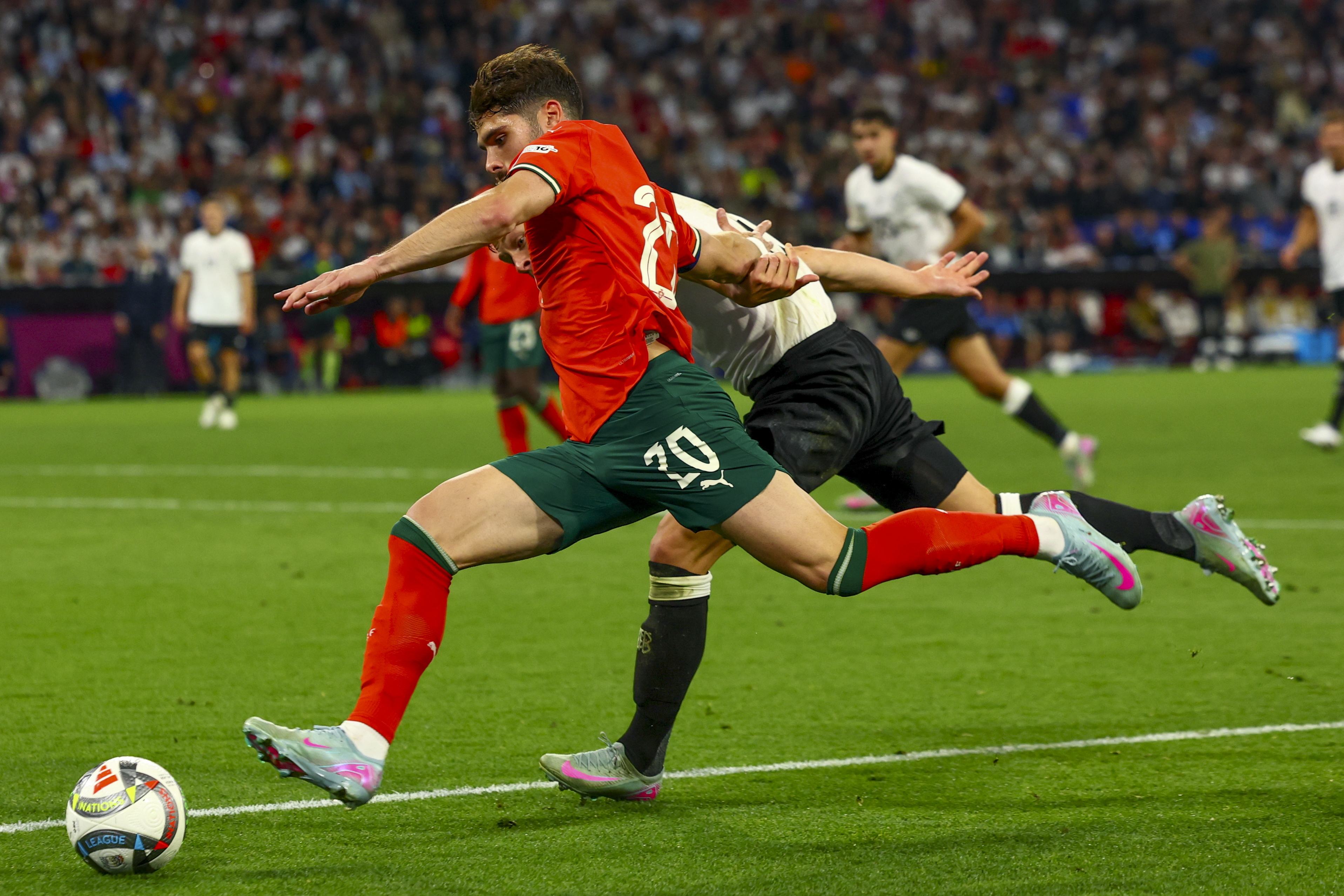 欧国联热门球队面临考验能否闯入决赛呢？