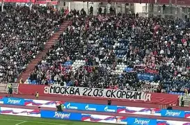 荷兰队新秀在友谊赛中展现出色技术，备受瞩目的简单介绍